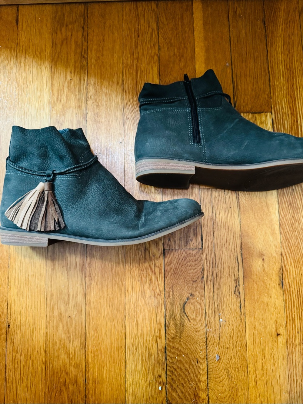 Lucky Brand Women Gloriana Gray Suede Ankle Zipper Booties with Tassels